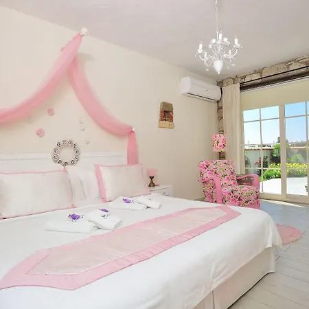 Konukevi Sultan Butik ℳℛ Luxury Concept 4*