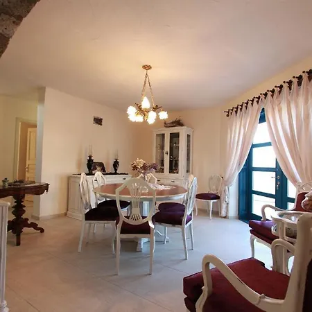 Sultan Butik ℳℛ Luxury Concept Alaçatı