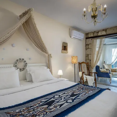 Konukevi Sultan Butik Alaçatı