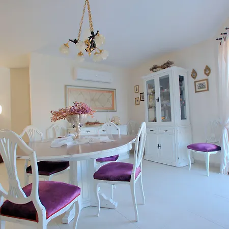 Πανσιόν Sultan Butik ℳℛ Luxury Concept 4*